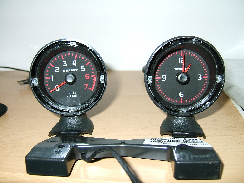 Brabus tach and clock sets Self Promotion Club smart Car